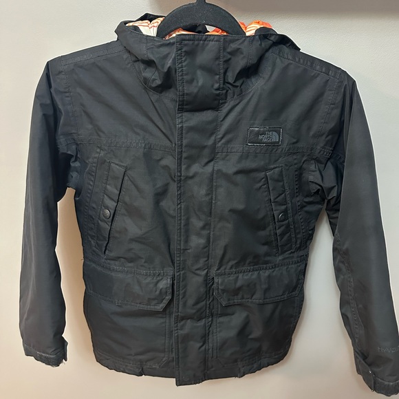 NORTH FACE | Youth Small Baeker Insulated Jacket - Picture 2 of 9